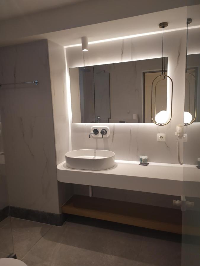 White Swan Hotel